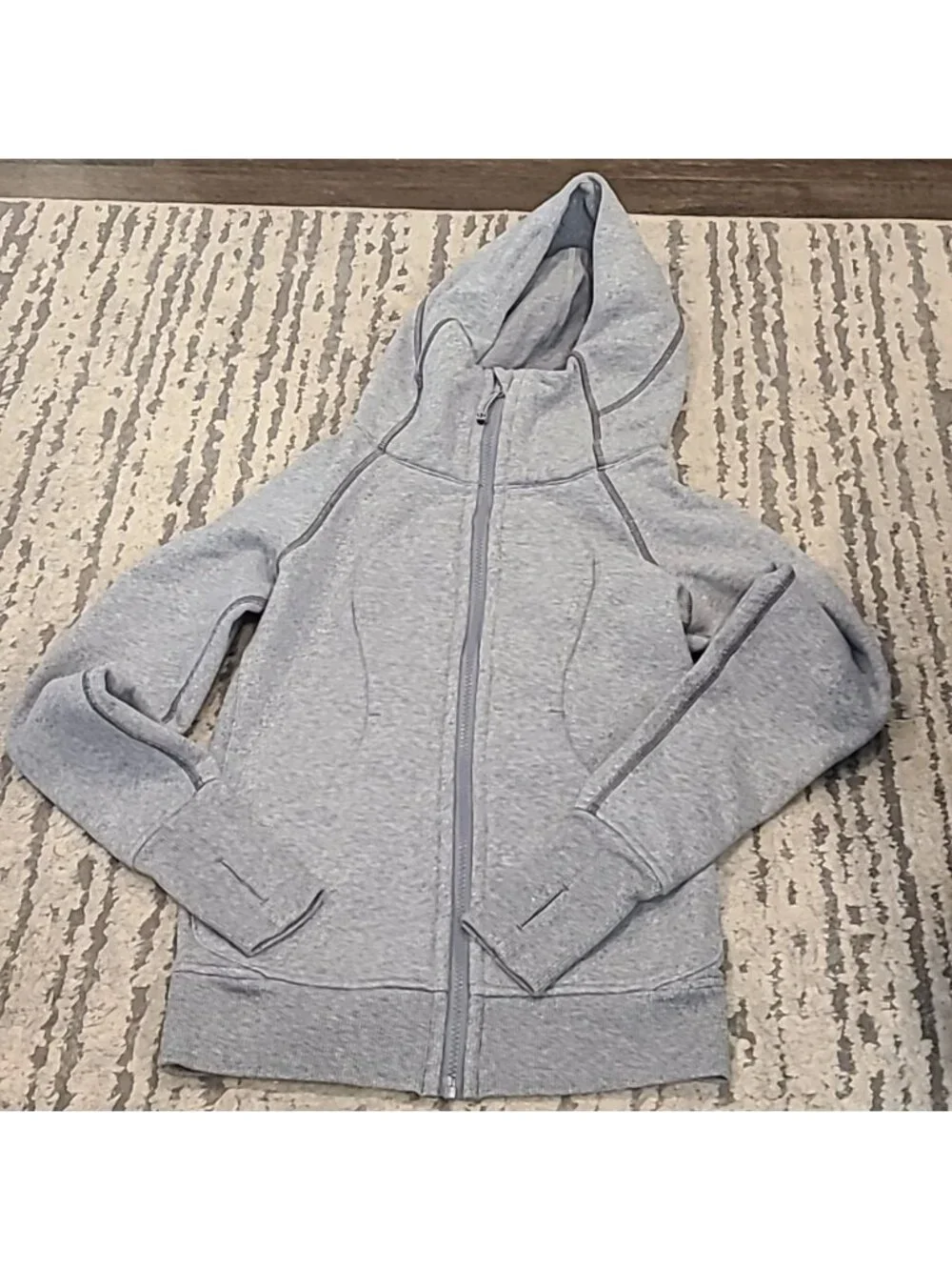 Lululemon Scuba HoodieClassic Cotton Fleece heathered Speckled Medium Grey